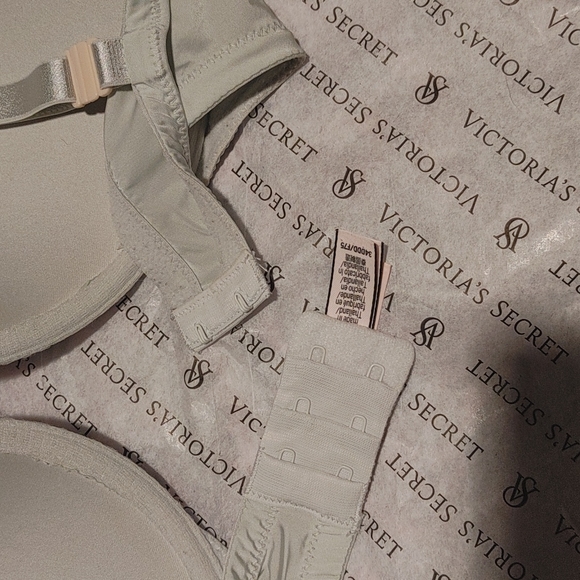 VS 34DDD (34F) - Picture 3 of 3